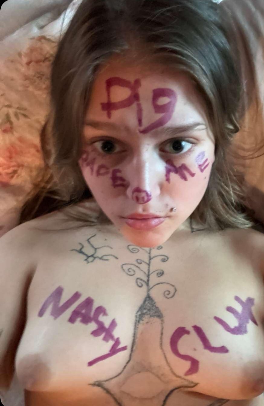 Dutch Am: presents ,18 yr old PIGSLUT Rebecca , Begging to be xposed share this extreme Slut part 2 #9CsYOwnv